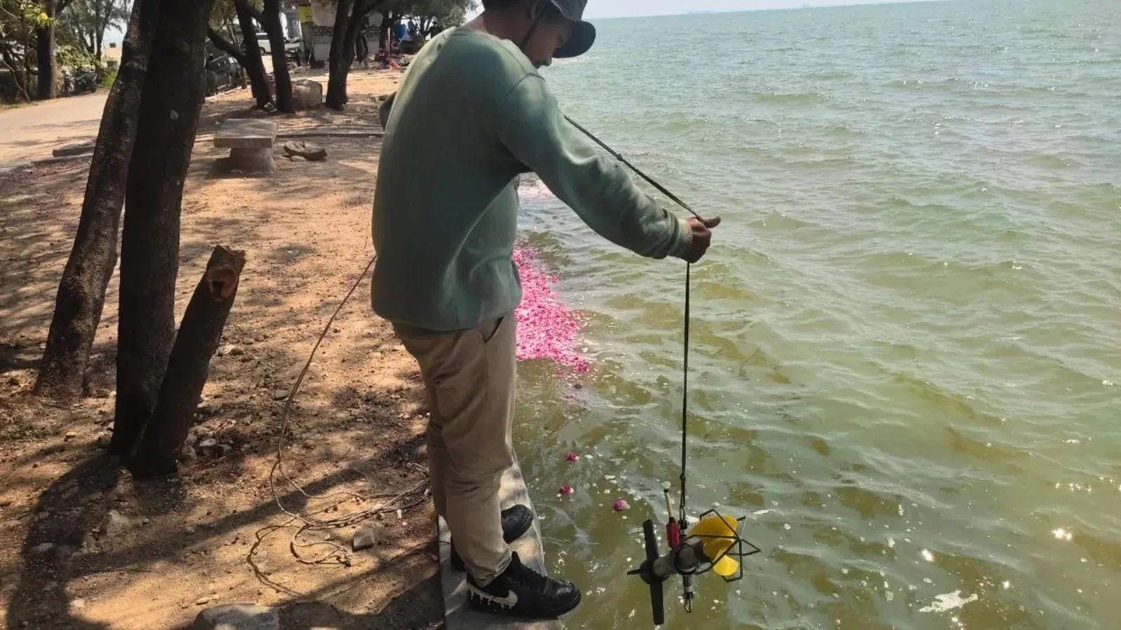 Topographic and Hydro-Oceanographic Survey for Tanjung Emas and Kendal Ports